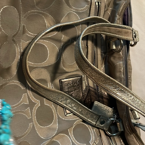 Coach Silver Jacquard. 205 - Picture 13 of 17